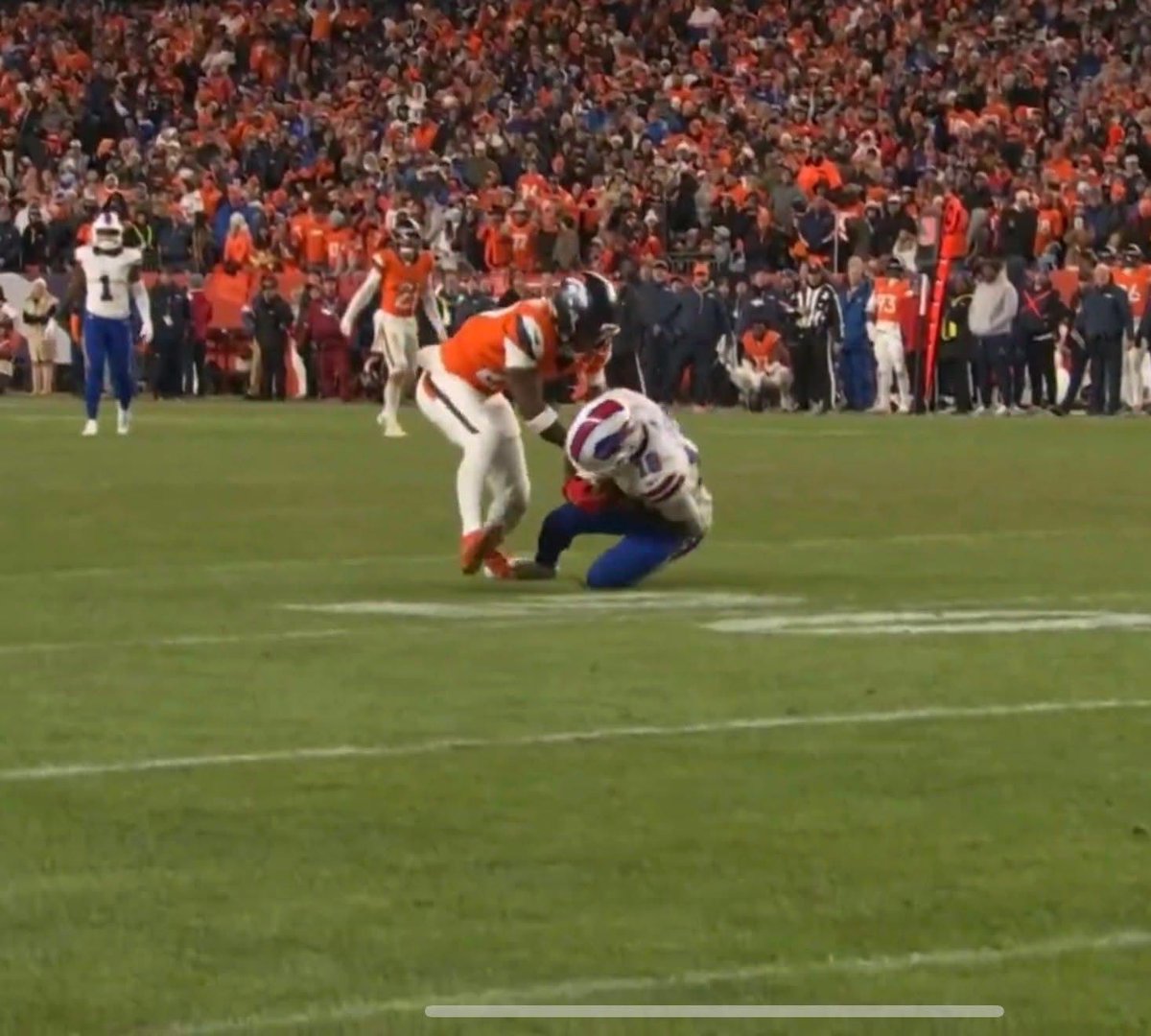 Eleazar Gonzalez tweet media