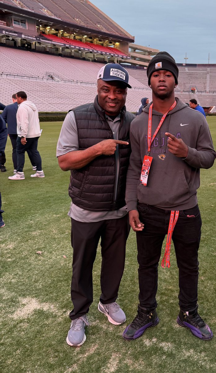 Khamonii7's tweet image. Had a great time at Auburn Today! 🧡🦅 @SouthwindJags @AuburnFootball