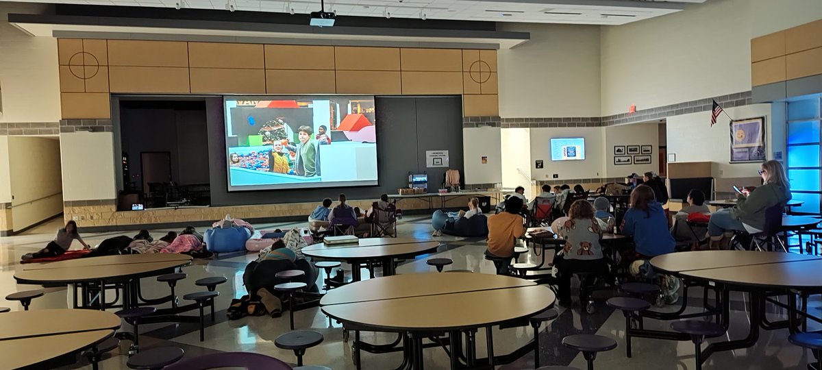 Senior movie night for the Class of 2026. Spending this cold post game evening eating pizza and popcorn and watching Paul Blart, Mall Cop.
#BryanBuilt