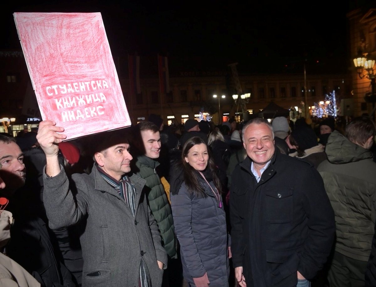 Оно што су данас изнели студенти представља јасну најаву правца у ком Србија мора да иде након смене овог режима. Тај правац погађа у саму срж проблема који ову земљу разара и држи у стагнацији већ деценијама. Ако желимо уређену и праведну државу, ако желимо богато и
