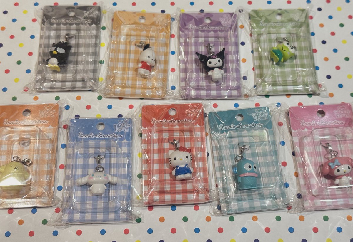 HIDEandSEEKKmt's tweet photo. 【新商品入荷】

サンリオミニフィギュアチャーム
入荷しております🌼

#サンリオ #フィギュア #チャーム
#HIDEandSEEK #ゆめタウン下松
#山口県 https://t.co/mKxSCn4Z40