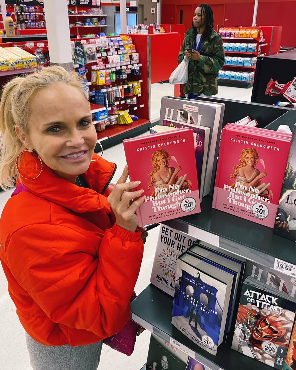Kristin Chenoweth tweet media