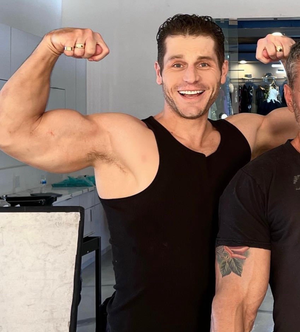 HowManyDaysLFJR's tweet image. 2