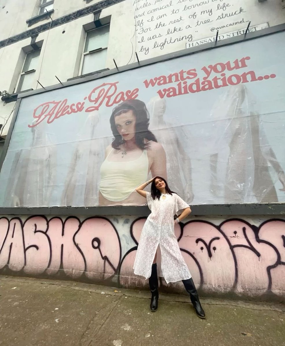 alessiroseau's tweet photo. happy (late) one year to both ’For Your Validation’ and alessiroseau 🩷🩷🩷 it has been such a fun time so far, can’t wait for the future :)) https://t.co/Uz5Qtg7cjR