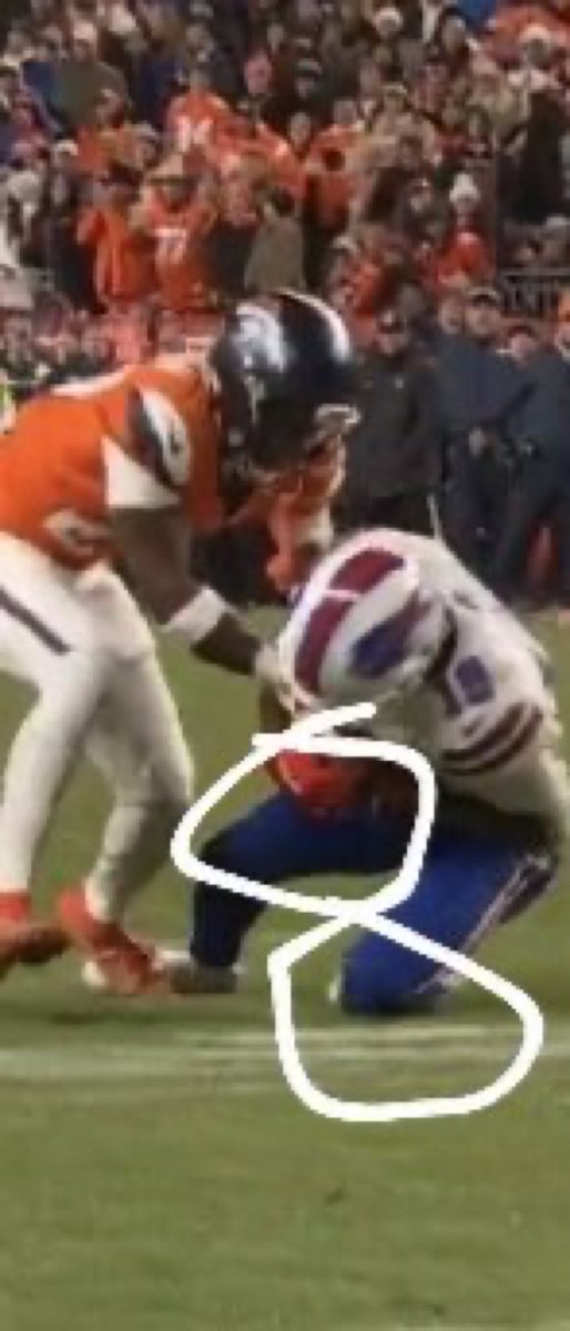 Scottishborn_'s tweet photo. @NFLFrascella That’s a catch. https://t.co/zqDX77HL97