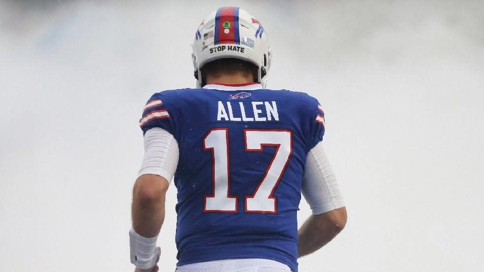 JayWhyEnEcks's tweet photo. Not so fun fact

 CJ Stroud, Bo Nix or Drake Maye will get to a Super Bowl before Josh Allen will...what does that tell you?

Best player in the league needs some help, how about we get him some help?

Sincerely,
Every Bills fan ever
#GoBills #BillsMafia https://t.co/gBwup76GvQ
