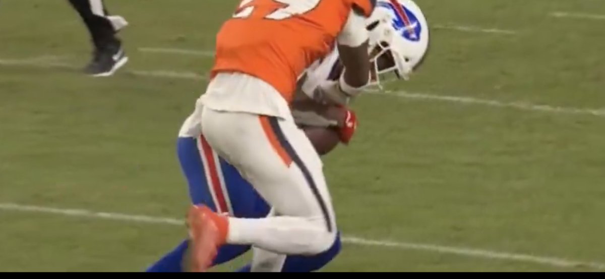 Justin Larson tweet media