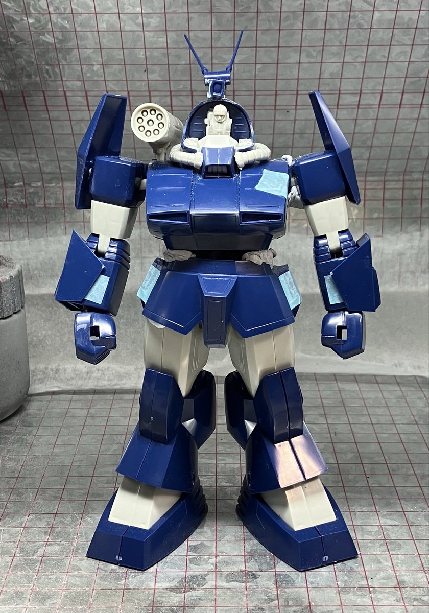 1/100 A-TAUL ソリッドキャスト製　組立モデル 胴体、幅4mmほど幅つめしたけど あんま変わってないか… ←改修後 改修