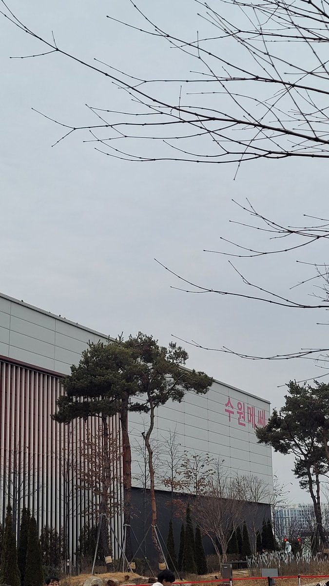 _5igma's tweet image. 도착!