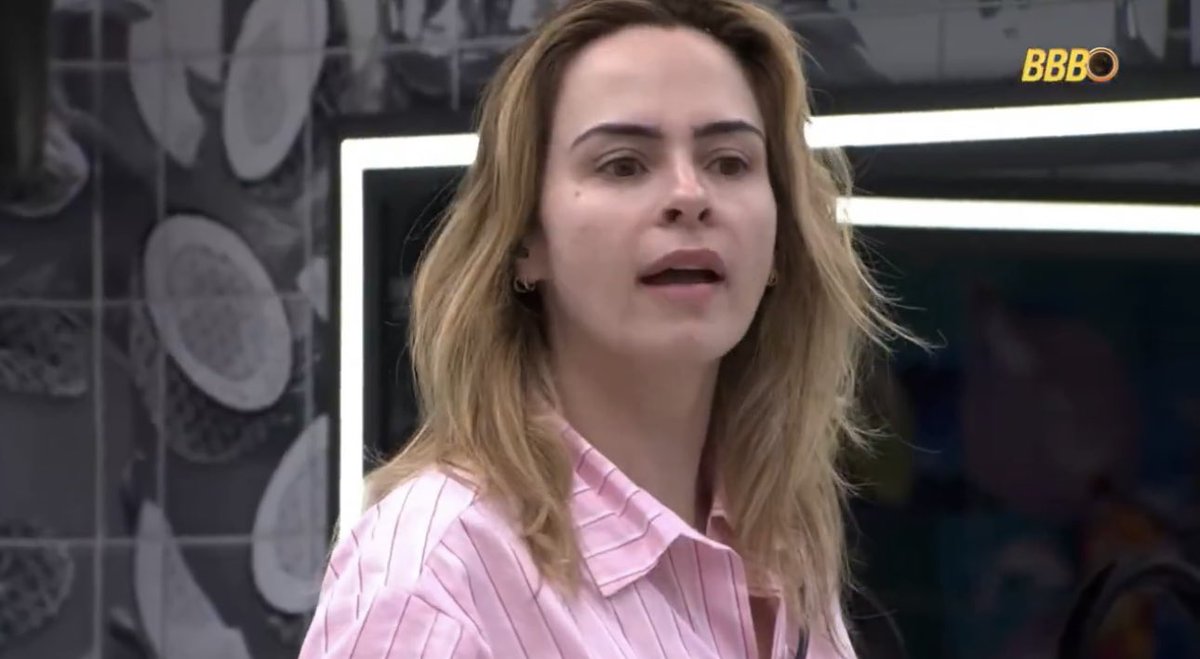 NazareAmarga's tweet image. Desde 2020 o BBB não tinha uma edição TÃO HISTÓRICA! 

Digam o que quiserem, mas esse elenco está entregando TUDO, e a direção também. Dourado tá arrasando! 

#BBB26