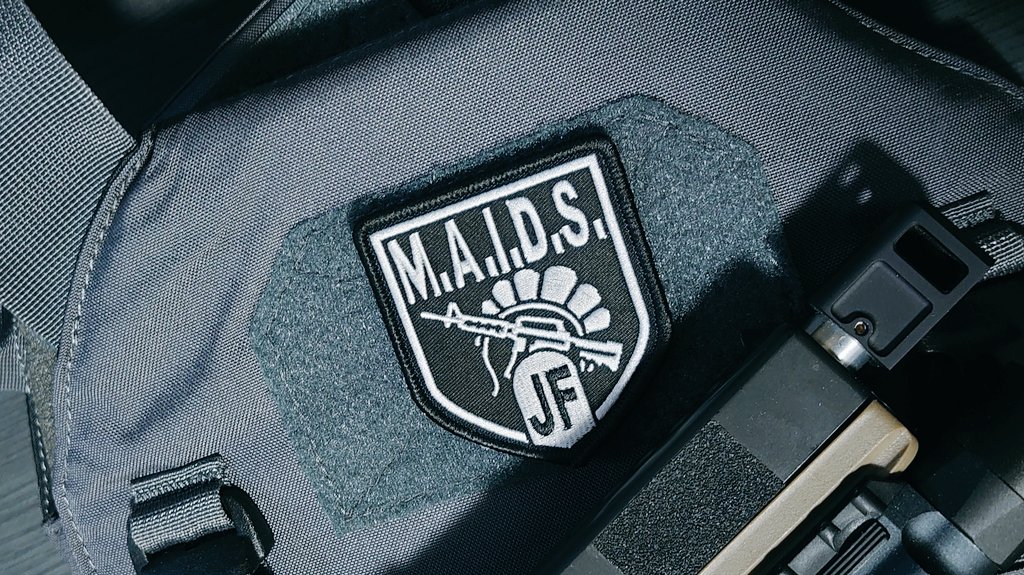 【C107事後通販告知】
PMC M.A.I.D.S. 識別パッチ、少数ですが事後通販を開始しました。(マジで在庫には期待しないでください)
PMC M.A.I.D.S. 識別パッチ
https://t.co/XvJNc6boxG 