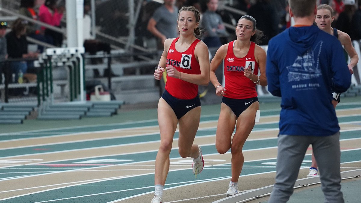 CatawbaIndians's tweet image. A pair of winners for Catawba Track and Field at the Mondo College Invite!

Victor Smith crossed the line first in the 60m dash and Natalie Almond broke 5⃣ minutes to finish first in the mile!

Results | bit.ly/49ZagTo

#GetAfterIt | #CatawbaCulture