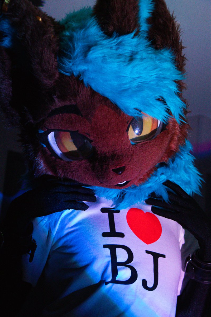 I <3 BJ

📸 <a href="/ItsZoooms/">Zooomington 🚀</a>