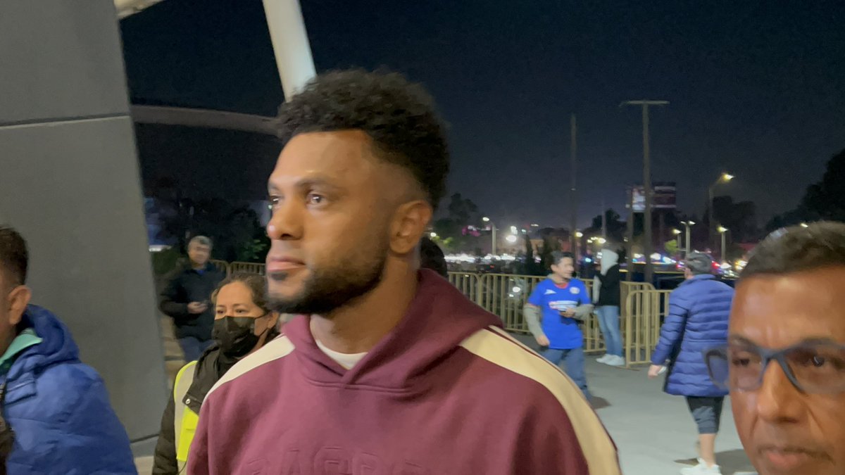 Miguel Borja verá el Cruz Azul vs. Puebla desde el palco de la directiva a la espera que esta semana se confirme su llegada a la Máquina.

<a href="/ESPNmx/">ESPN.com.mx</a>