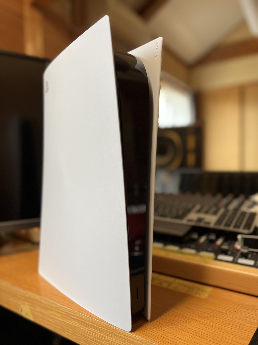 altairstudio_t's tweet image. PS5売ります〜
着払い4万円です。
ちょこちょこ小傷あります。
元箱あり。コントローラーは1個、コズミックレッドです。