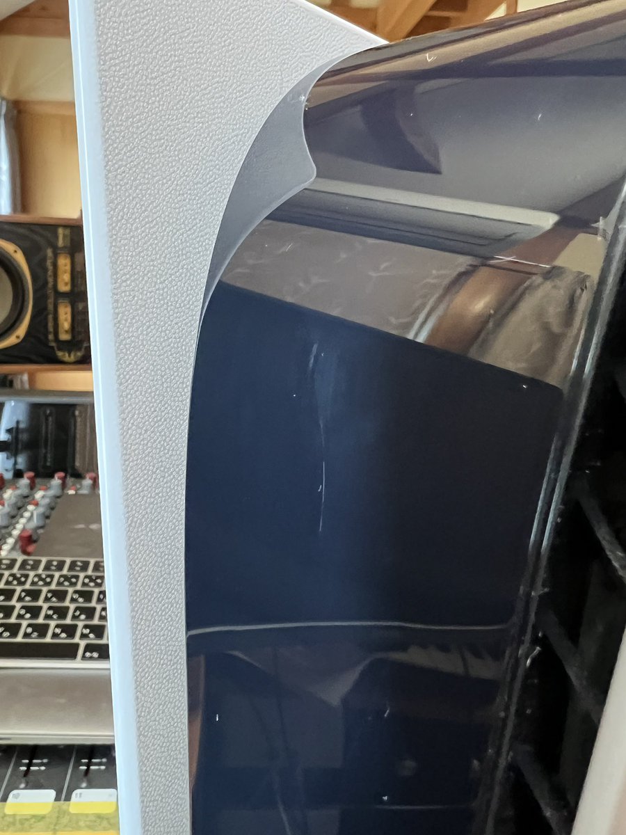 altairstudio_t's tweet image. PS5売ります〜
着払い4万円です。
ちょこちょこ小傷あります。
元箱あり。コントローラーは1個、コズミックレッドです。