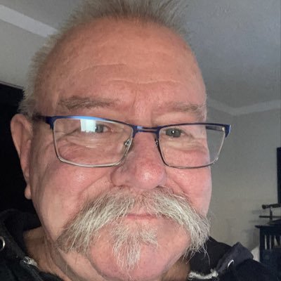 TanzyV28900's tweet image. I got the card 
Can I DM you?