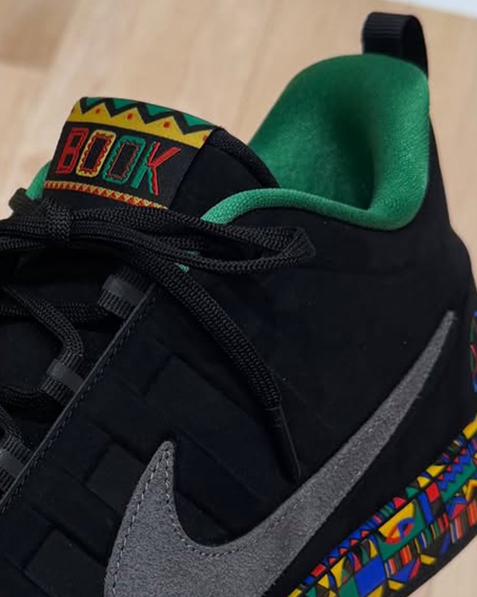 JustFreshKicks's tweet image. FIRST LOOK: New Nike Book 2 colorway inspired by the classic Air Raid from 1992 👀
