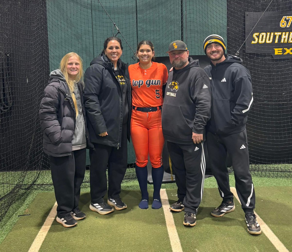 Top Gun 2011 MS tweet media