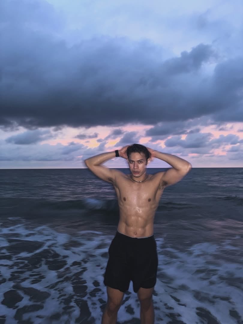 zenitsuyamate's tweet image. Here comes the team captain 🧑‍✈️