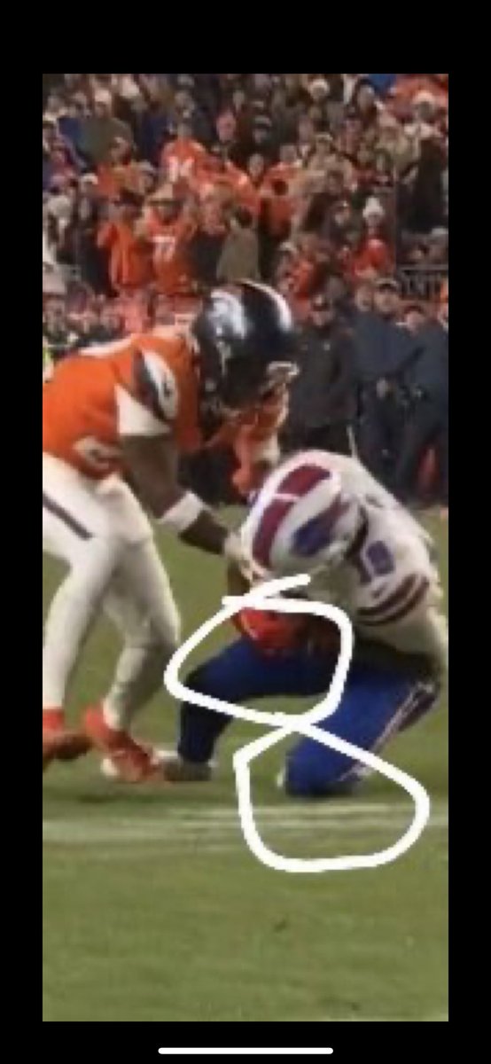 jackjuran's tweet photo. @tjmcaulay Down by contract makes a football move bringing it into chest the plays dead https://t.co/Jw8r9QOya1