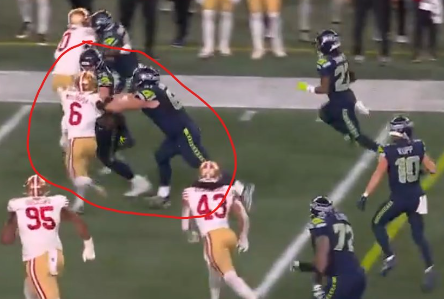 HawkMania tweet media