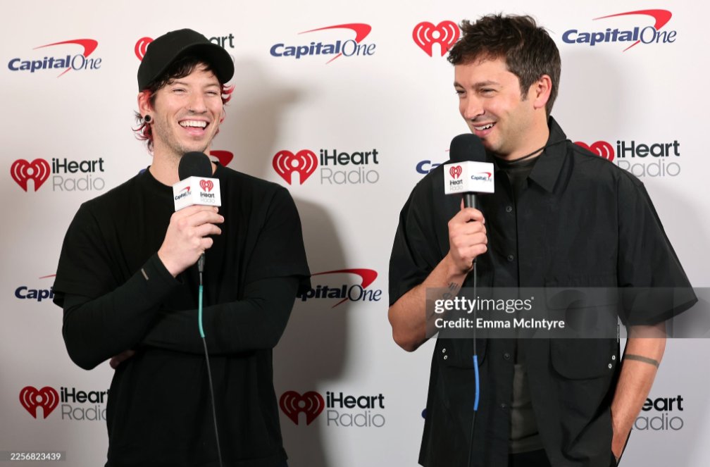 TOPUPDATERS's tweet image. Tyler and Josh Backstage at the 2026 iHeartRadio ALTer EGO Festival ♥️
📸 By Emma McIntyre 
1/2