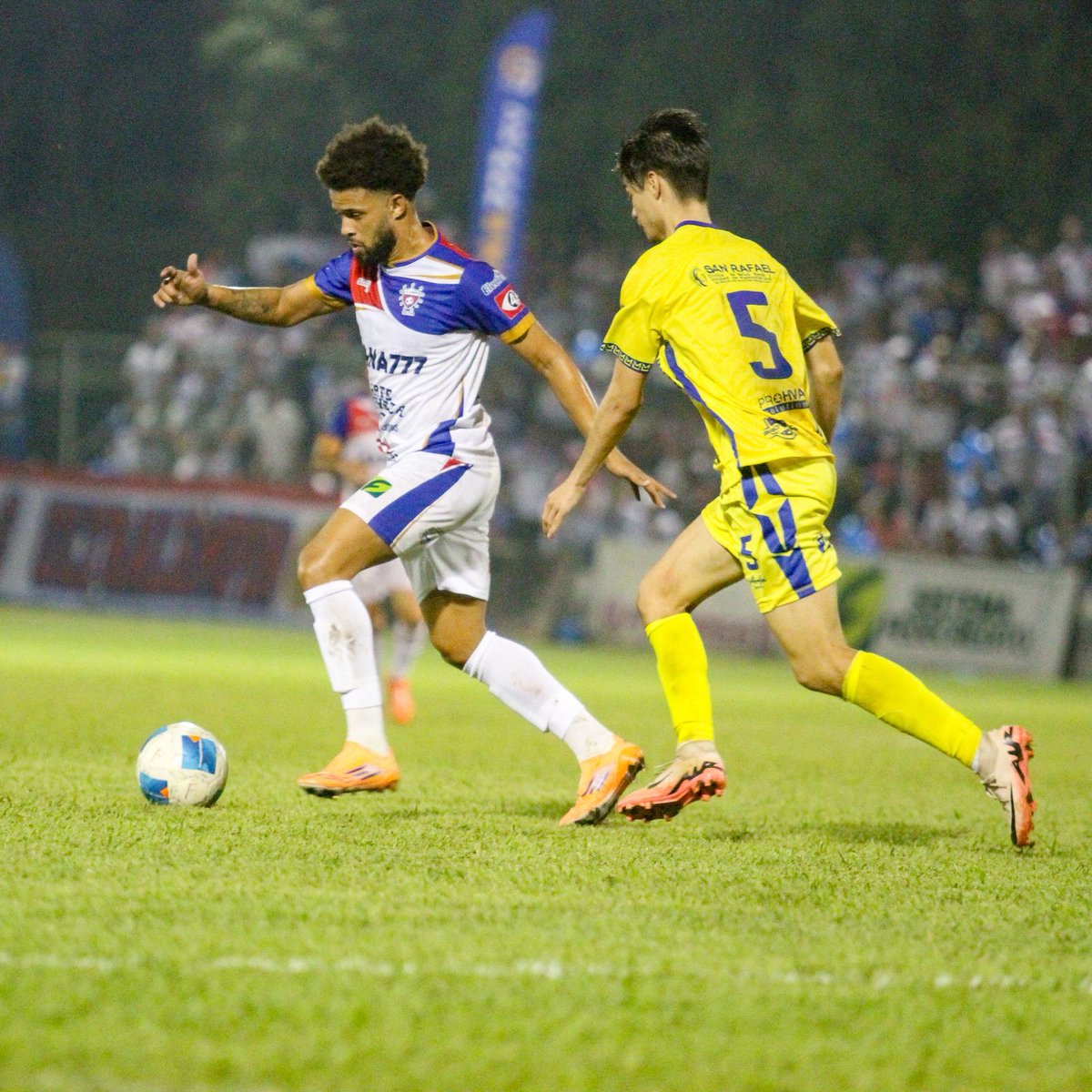 Gol no. Golazo...

El campeón debuta ganando en el Clausura