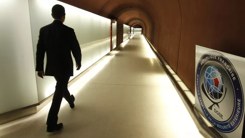 L_ThinkTank's tweet image. [ 🇫🇷 FRANCE | 🇩🇪 ALLEMAGNE ]

🔸 Quatre ans de prison ont été requis contre un ancien ingénieur de la DGSE, soupçonné d’avoir extrait et livré à une entreprise allemande des données classifiées, ce qu’il conteste.

Selon la DGSE, les documents téléchargés présentaient une «…