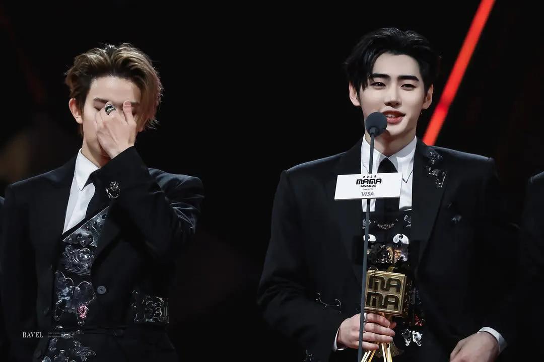 lunaris 🌑 || ENHYPEN IS SEVEN FOREVER tweet media