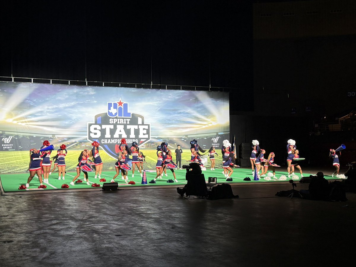 AldineSports's tweet image. Great job today Davis Falcons Cheer Team at UIL State Cheer Competition. Go Lady Falcons!@DeanColbert5 @AthleticsAisd @AldineISD @drgoffney