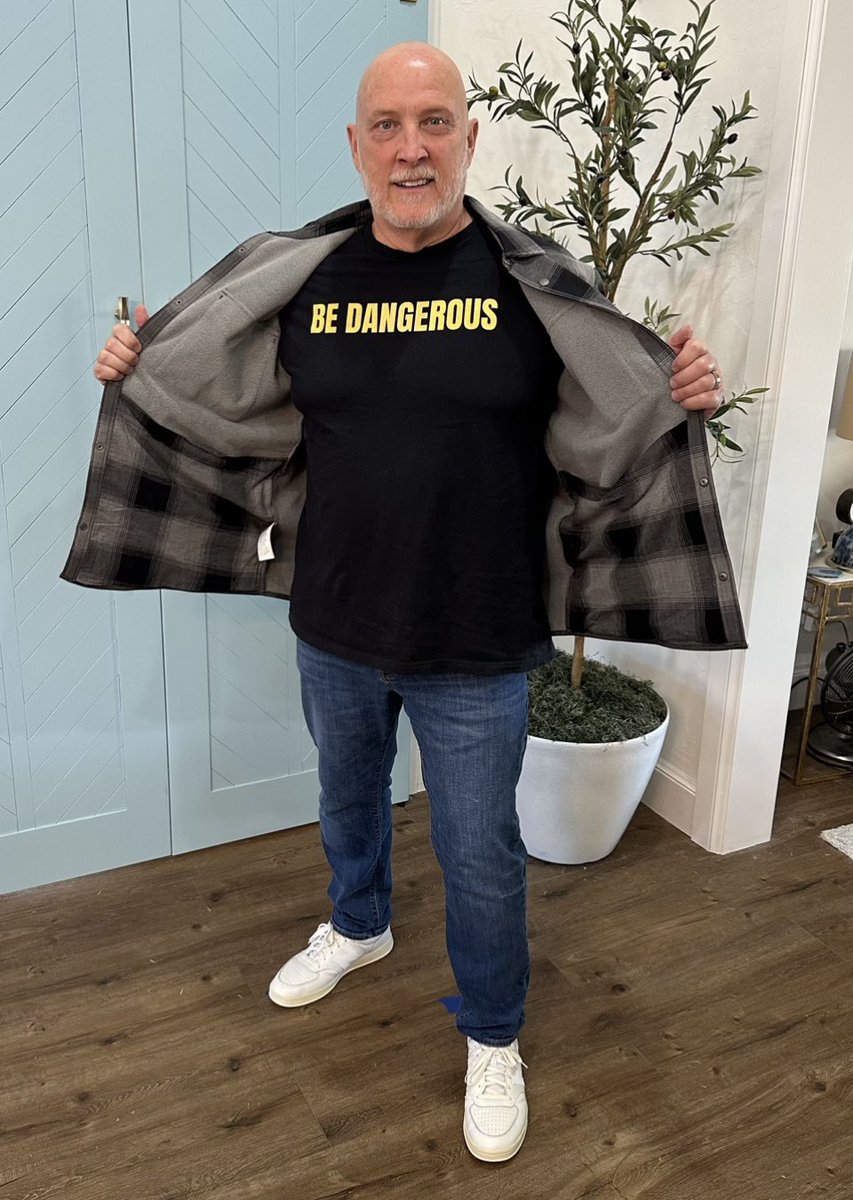 RaySanders.com tweet media