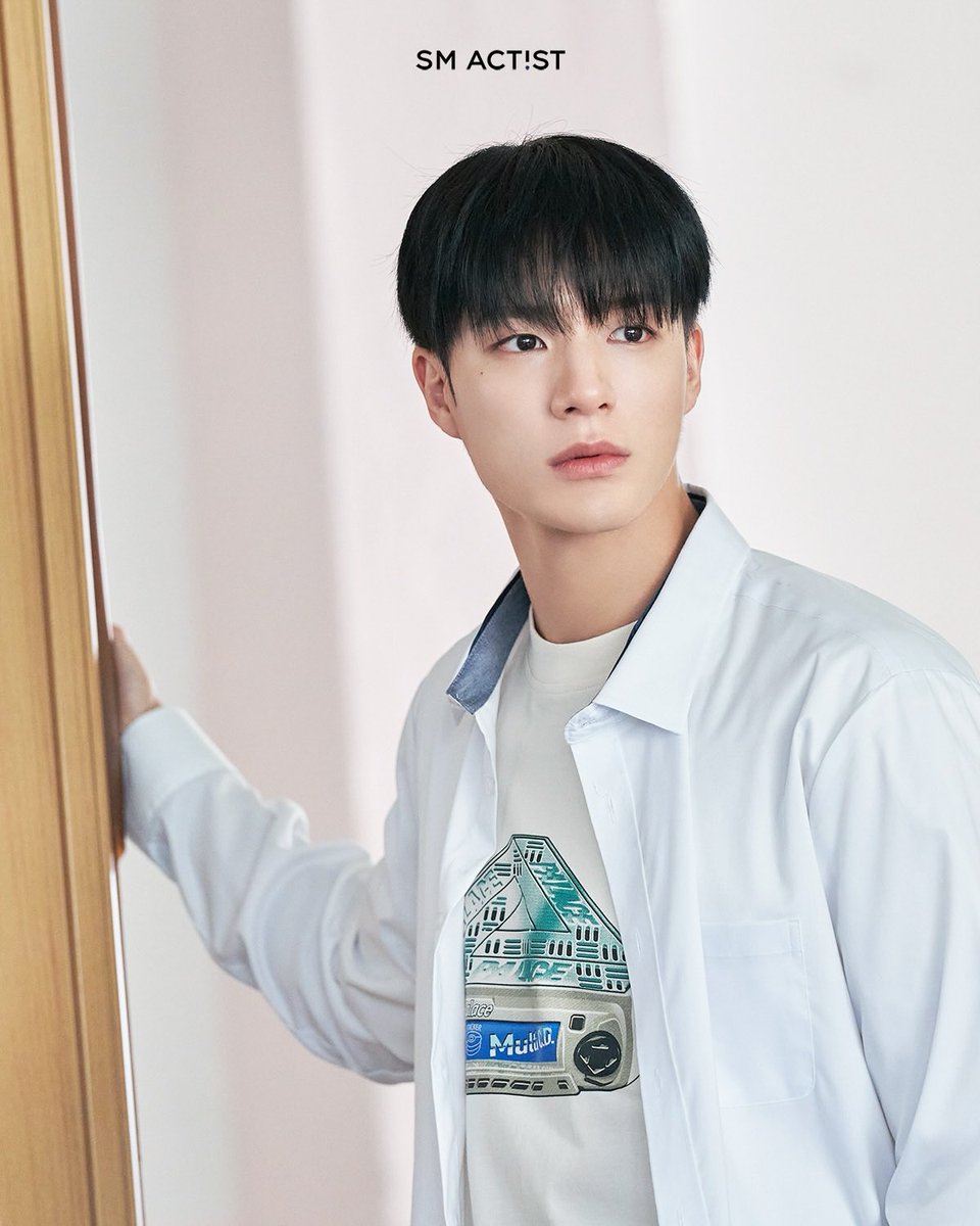 jamong1323's tweet image. sm actist 인스타 제노🤍
_
&amp;lt;와인드업&amp;gt; ‘이우진’ 역의 제노(leejen_o_423) 배우 비하인드 컷 at 공서고등학교📸

#제노 #와인드업 #우진