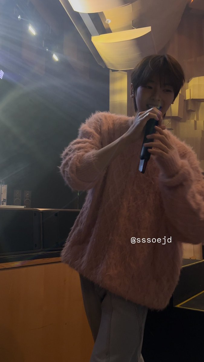 🐟 : 기대서 자고싶은 넓은 어깨