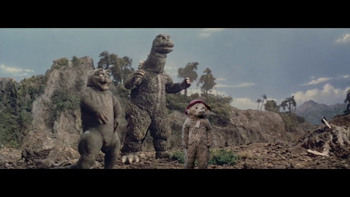 jaythechou's tweet image. I Photoshop Paddington into a movie, TV show, or pop culture until I forget: Day 1770