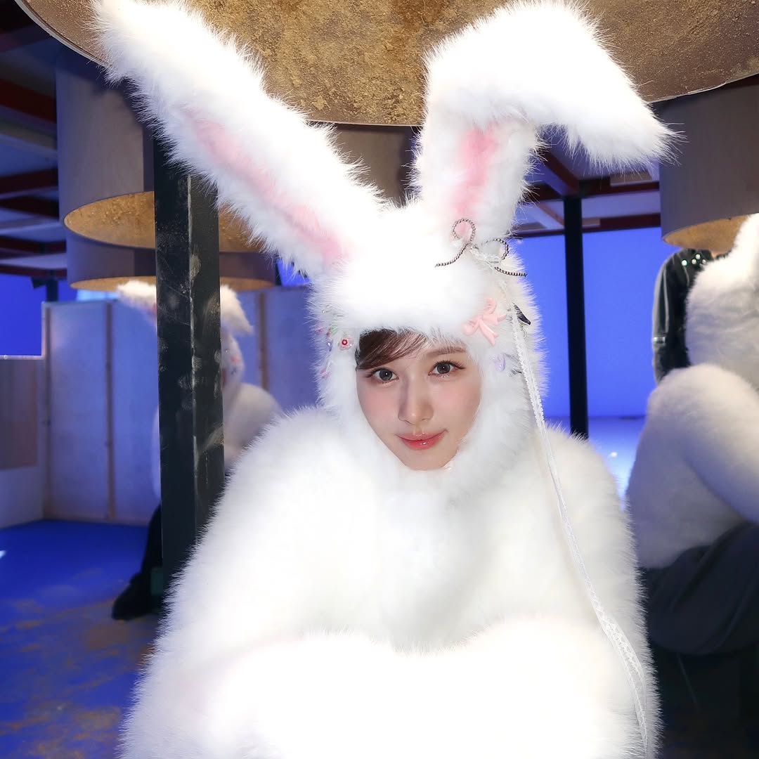 Minatwozaky's tweet image. Ayah ga liat aku sudah jadi kelinci? Stop panggil anak kambing✋️