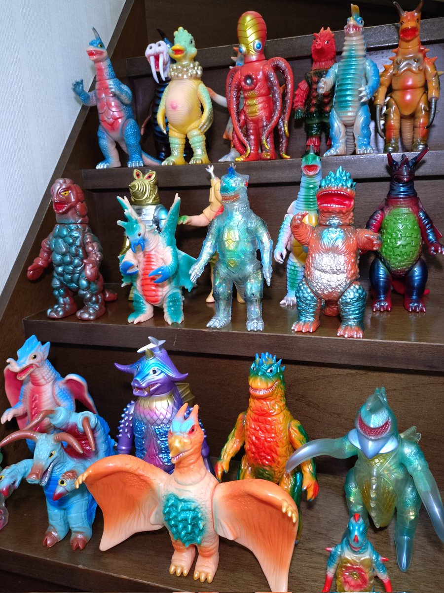 青い怪獣フィギュア 可動式　ガラモン 青い怪獣フィギュア 可動式 ガラモン コレクション 青い怪獣フィギュア