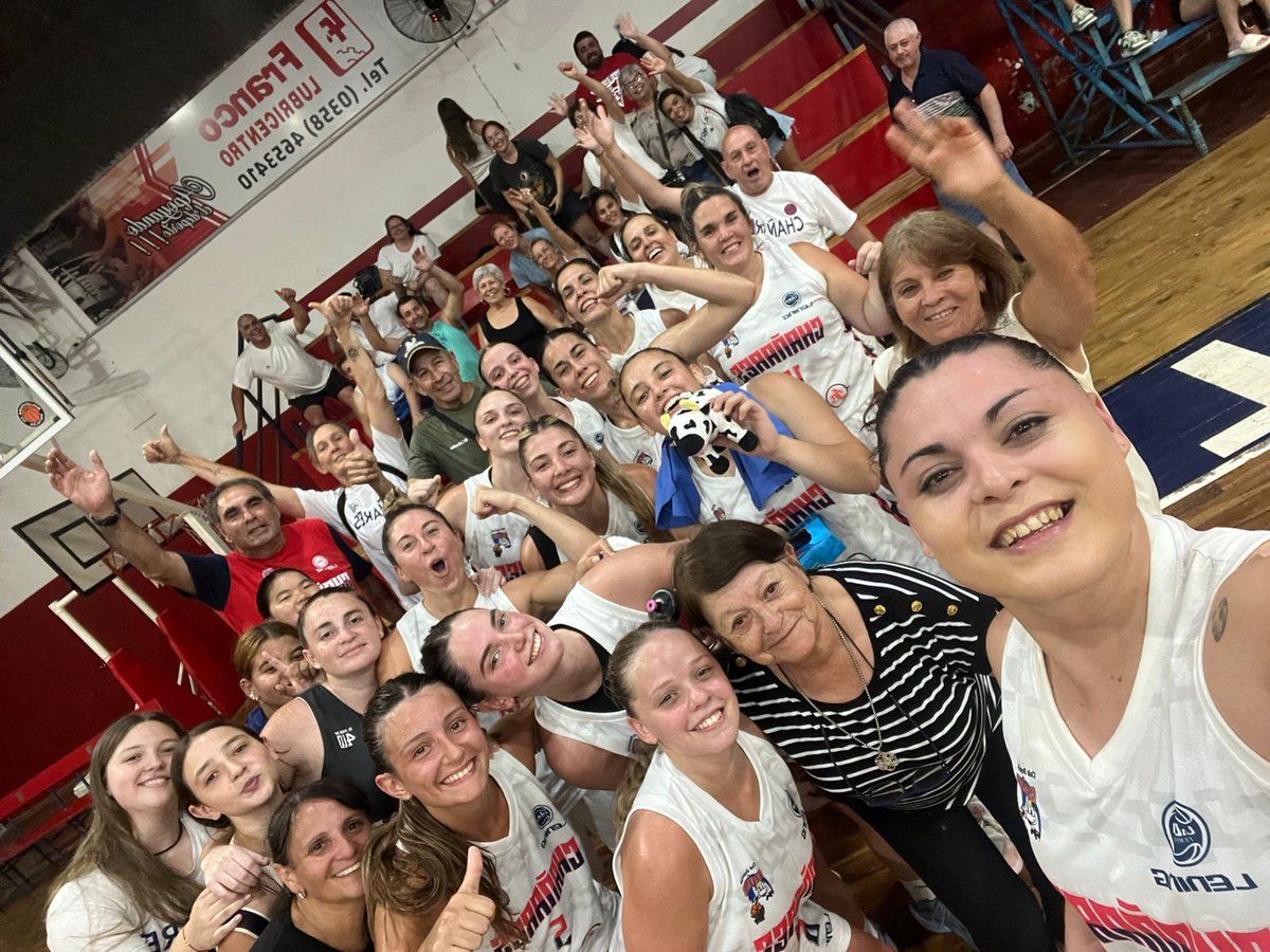 ❤️ VICTORIA PARA CHAÑARES 💙

💪🏽 Debut como visitantes para nuestras chicas, acompañadas por nuestro infaltable público 🫶🏽🥁🪇

Vamos chicas ... vamos Chañares 💙❤️