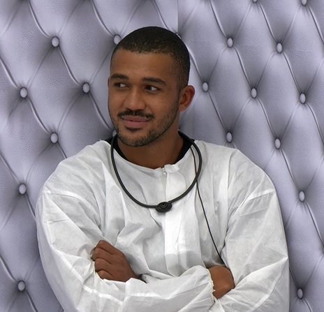 poptime's tweet image. o que me conforta é que o matheus vai se juntar com a ana paula pra acabar com a raça do pedro dentro da casa