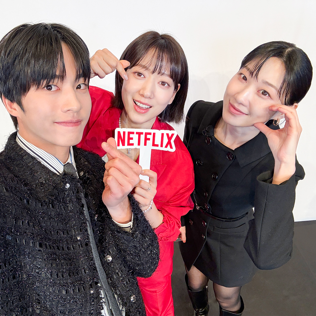 NetflixKR's tweet image. 이렇게 귀여워서 이 험한 위장 잠입을 어떻게 헤쳐나가려고..

증권가 엘리트 홍금보의 말단 사원 위장 잠입기 &amp;lt;언더커버 미쓰홍&amp;gt;, 지금 넷플릭스에서.