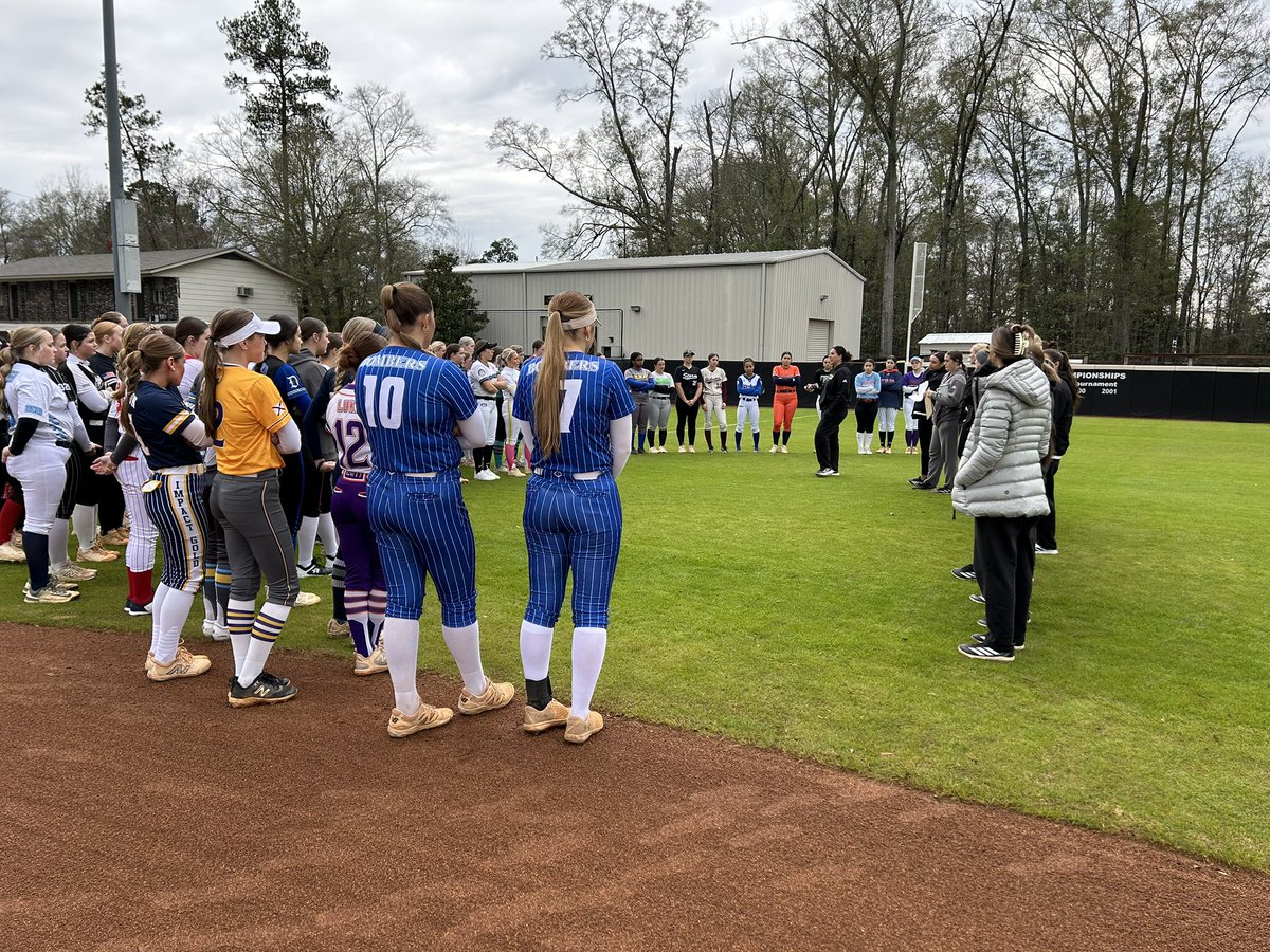 The Coach tweet media