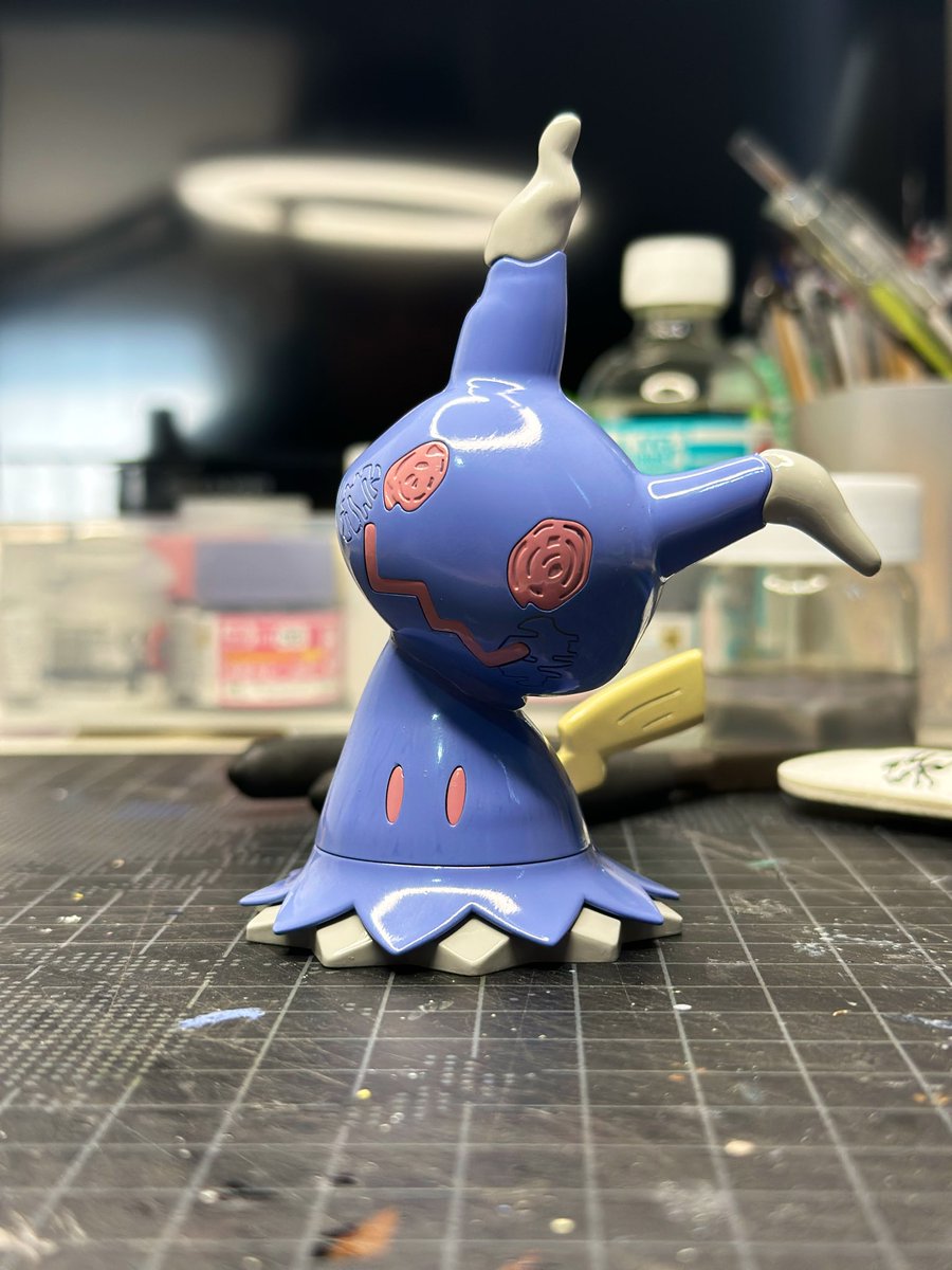 磨き前に色の確認！
配色のセンスが酷いことは置いておいて、セイラマスオさんカラーが最高すぎますね🩷
この時点で十分な輝き
あとは研磨に塗膜が耐えられるかなぁ🤔