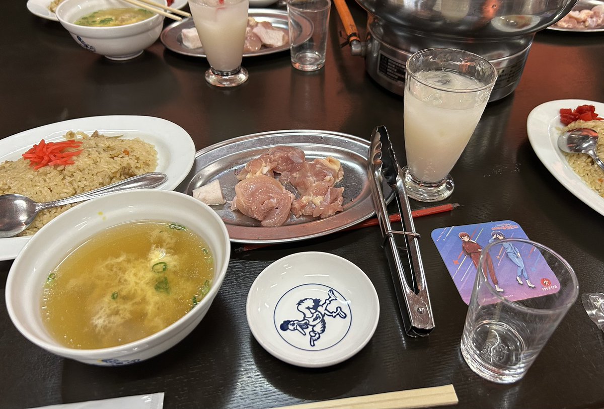 YOU39883031's tweet image. ドライブイン鳥伊万里店！
何と、アニメにも出演してた
社長さんにお会い出来ました✨
一番定食美味しかったです！
#ゾンサガ
#ゾンビランドサガバスツアー