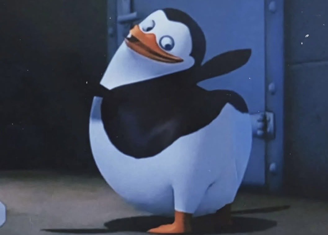 ElPanditaRojo_'s tweet image. Yo viendo si ya hicieron efecto las tres sentadillas que hice