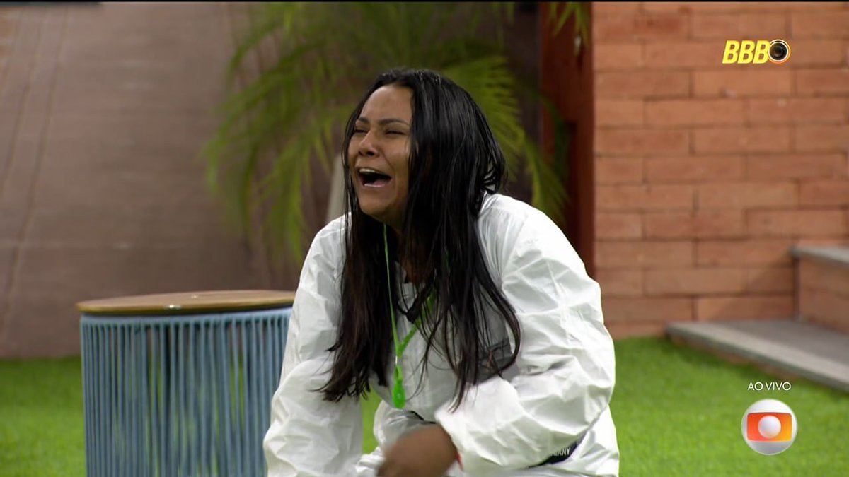 SeriesBrasil's tweet image. só Deus sabe o que se passa na cabeça dessa diva com profissão DESEMPREGADA depois de dias na mão do Presidente Snow #BBB26