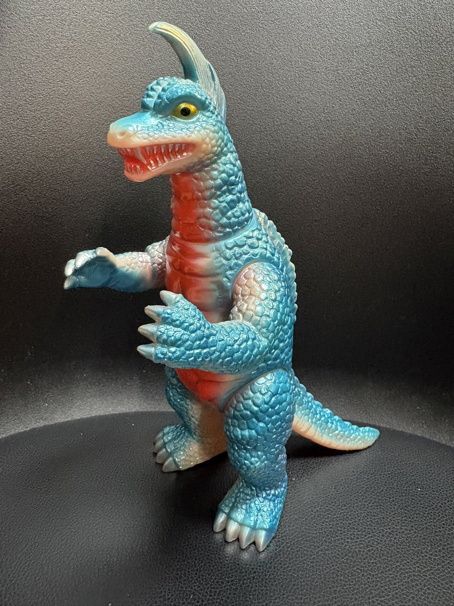 ブルマァク、#アーストロン。アーストロン、好きなのよ。そんな特徴