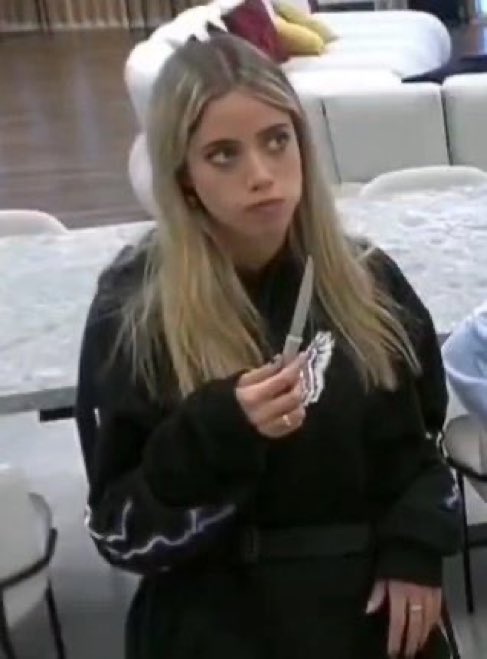 denuxtini's tweet image. no sé qué le dijeron xq no vi el stream pero dejen a mi hadita en paz