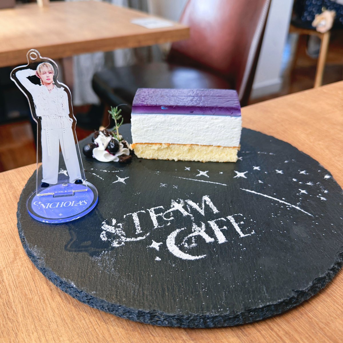 riinxlu's tweet image. 🩵

#andTEAM #andTEAMCAFE