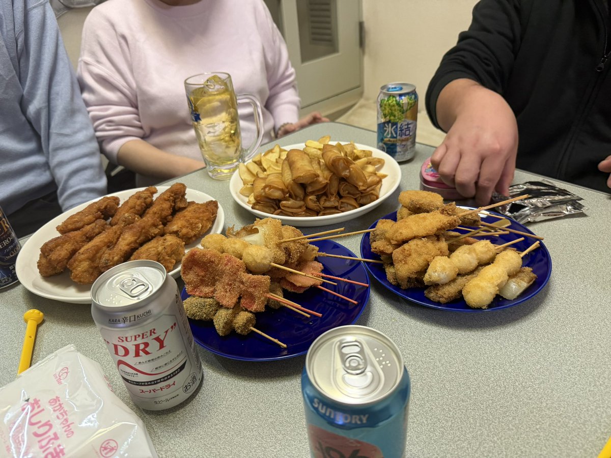 SumeragiRT's tweet image. ここりつベビ！
ベイくんとかれんちゃん！
くま兄！
皆で宅飲み最高でした