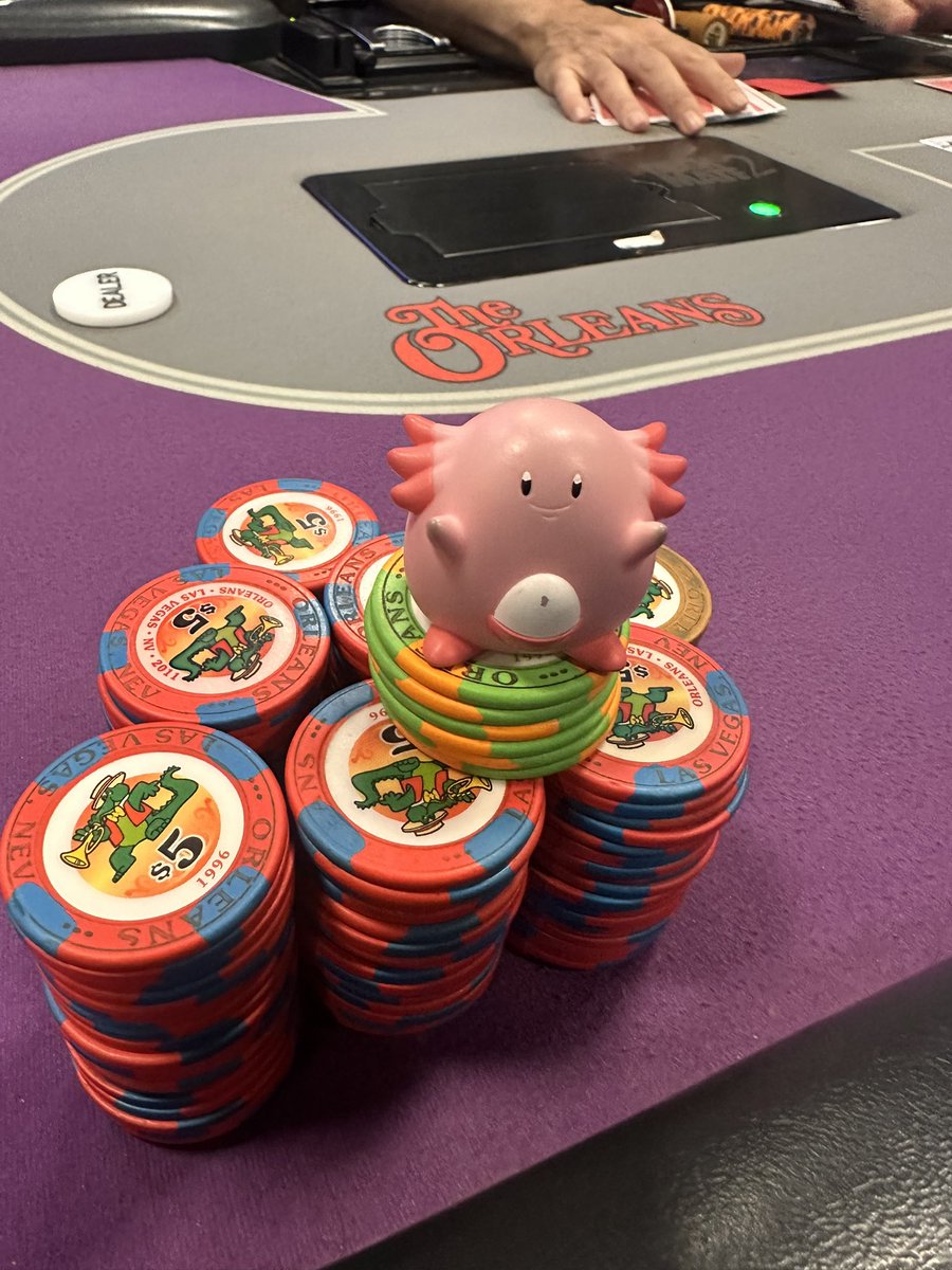 プロモのために1日12時間稼働始まります。
監獄にいる気分です